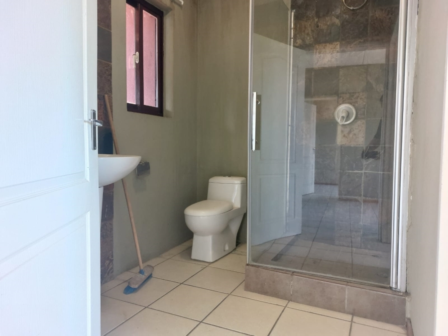 To Let 2 Bedroom Property for Rent in Honeydew Grove Gauteng