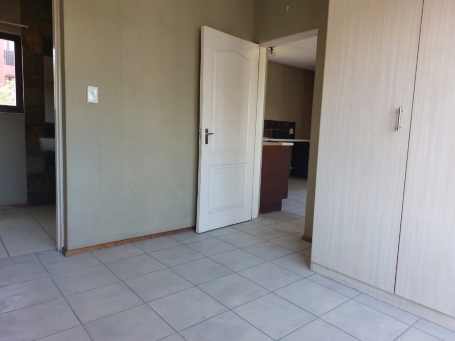 To Let 2 Bedroom Property for Rent in Honeydew Grove Gauteng