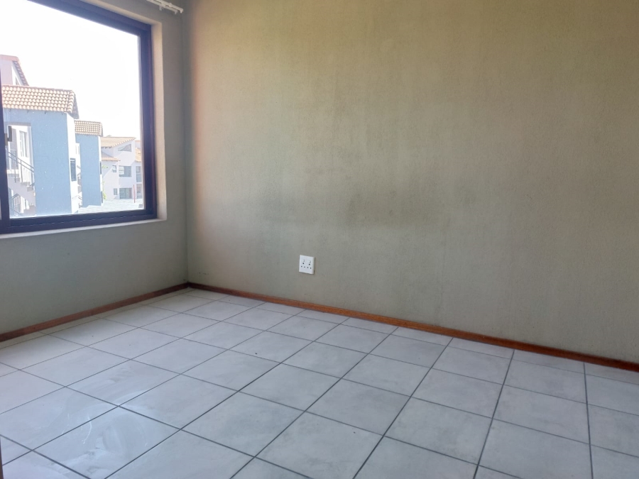 To Let 2 Bedroom Property for Rent in Honeydew Grove Gauteng