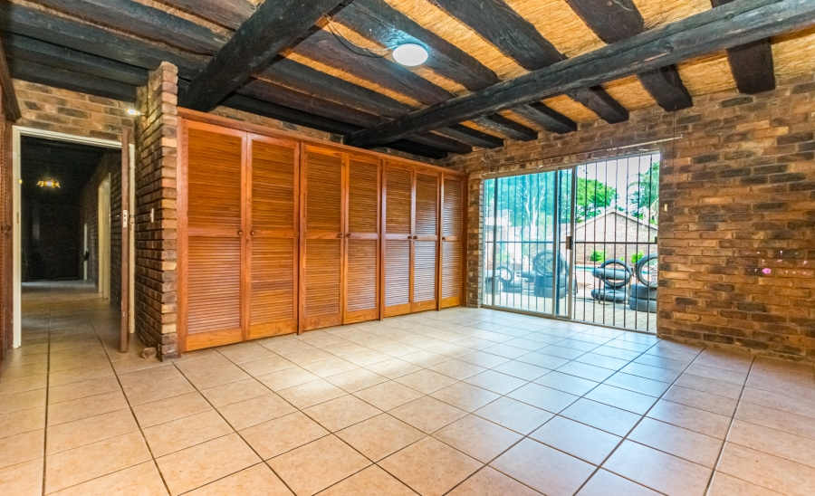 3 Bedroom Property for Sale in Wierda Park Gauteng