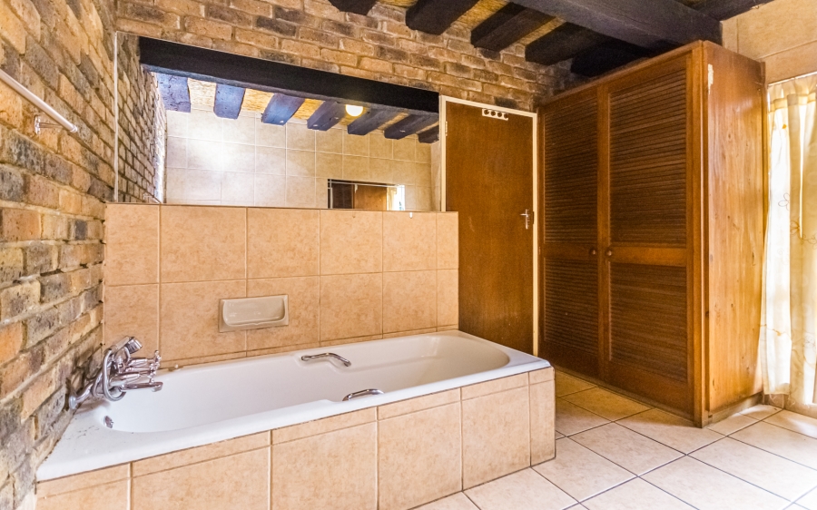 3 Bedroom Property for Sale in Wierda Park Gauteng