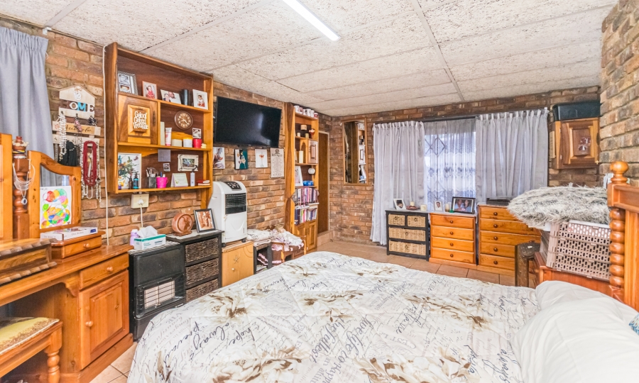 3 Bedroom Property for Sale in Wierda Park Gauteng