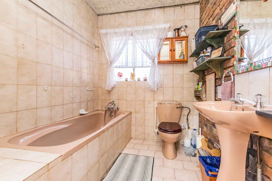 3 Bedroom Property for Sale in Wierda Park Gauteng