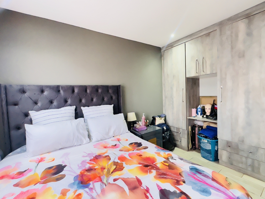 4 Bedroom Property for Sale in Dawn Park Gauteng