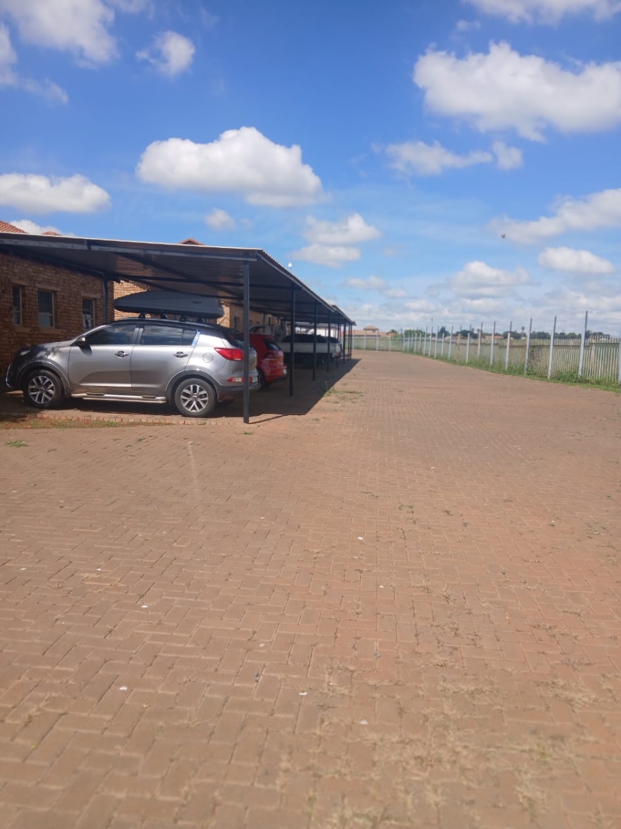 3 Bedroom Property for Sale in Dawn Park Gauteng