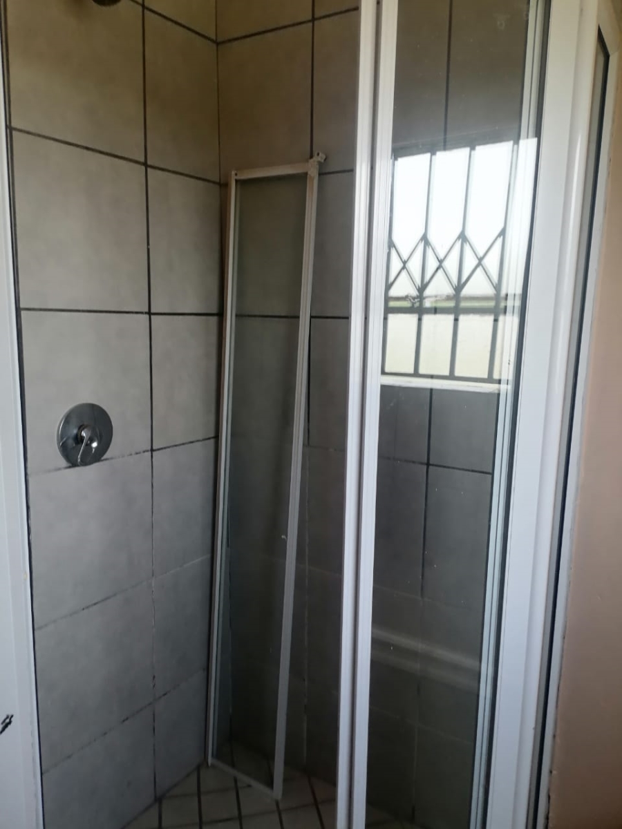 3 Bedroom Property for Sale in Dawn Park Gauteng