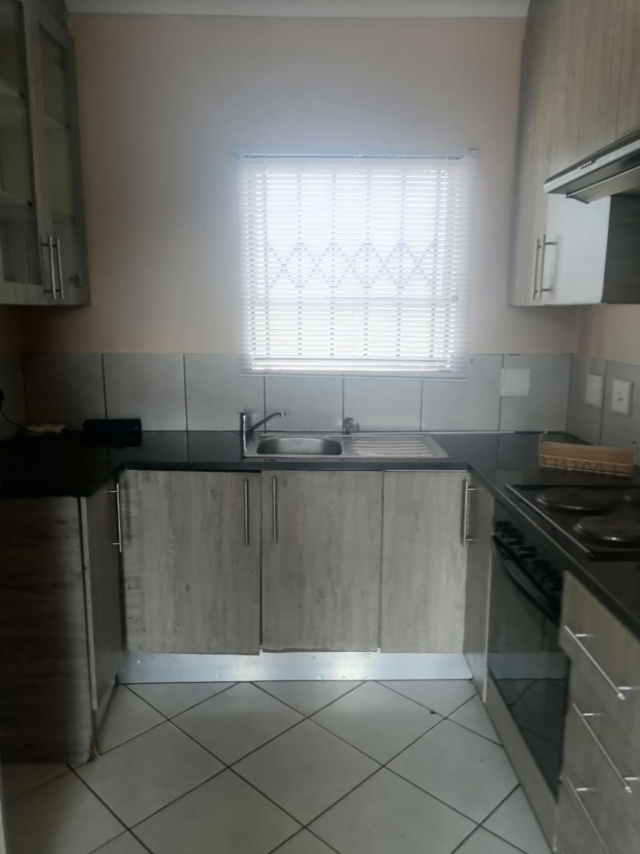 3 Bedroom Property for Sale in Dawn Park Gauteng