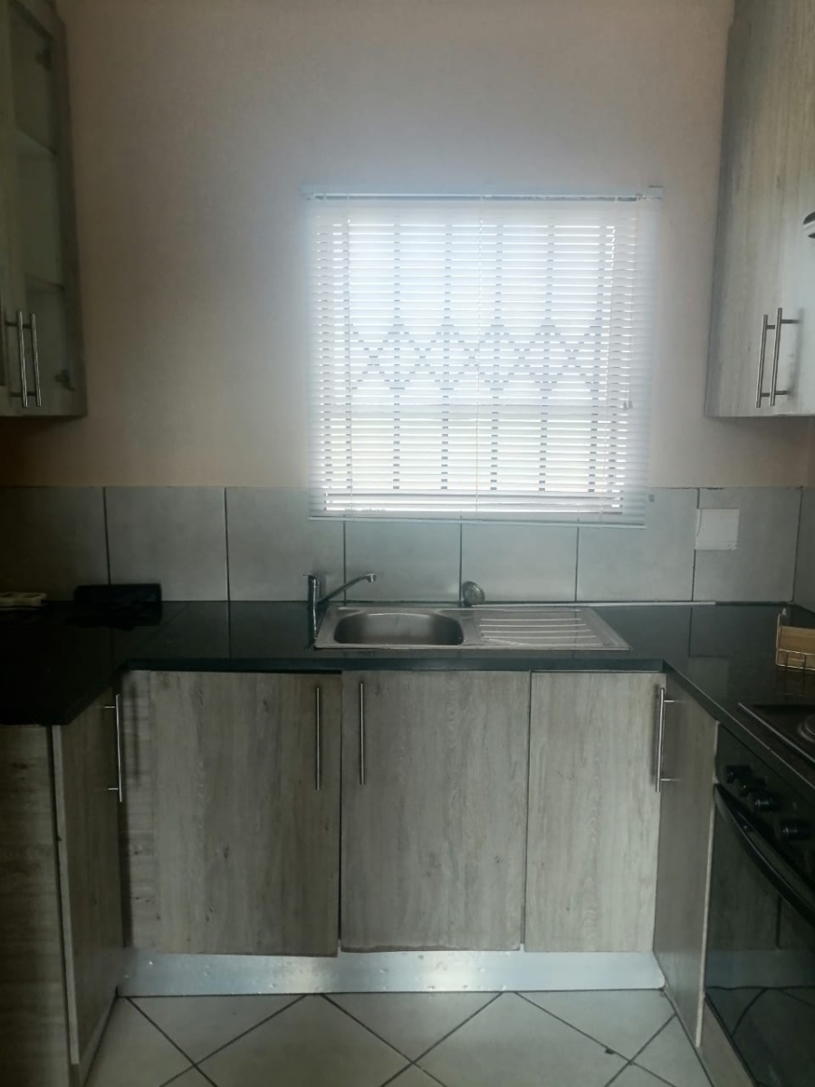 3 Bedroom Property for Sale in Dawn Park Gauteng