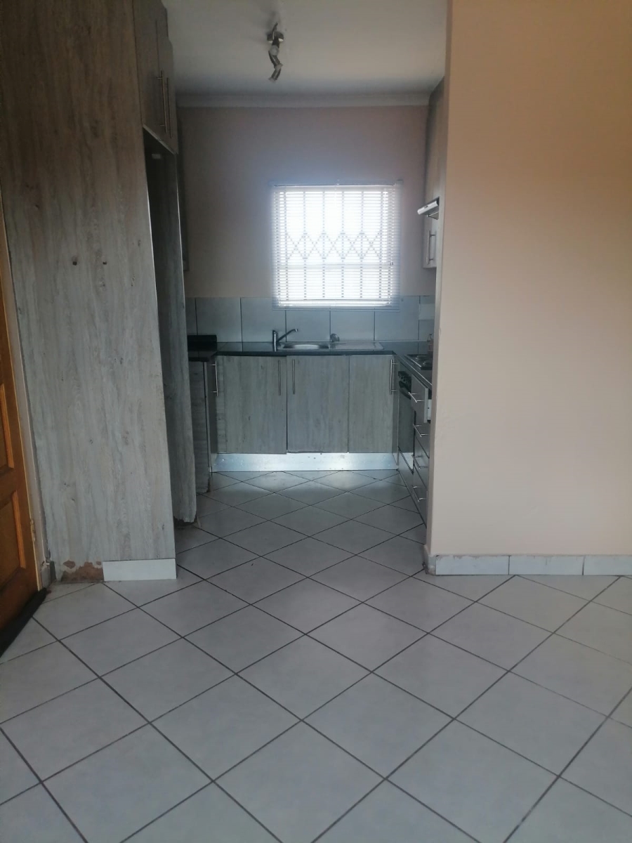 3 Bedroom Property for Sale in Dawn Park Gauteng