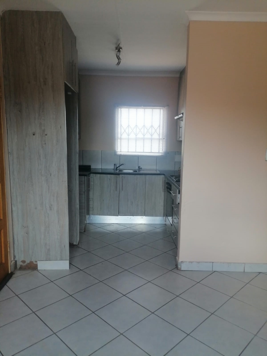 3 Bedroom Property for Sale in Dawn Park Gauteng