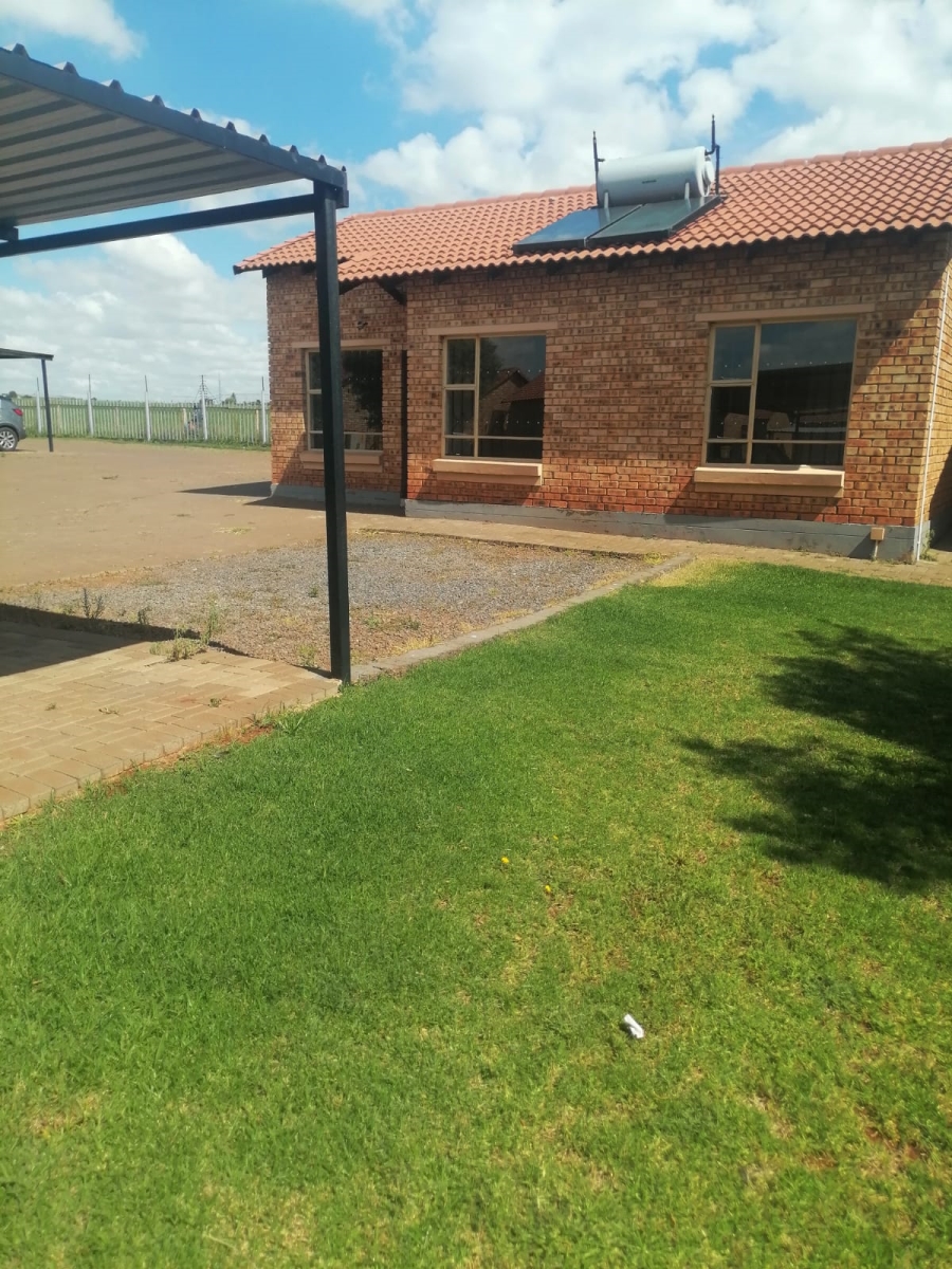 3 Bedroom Property for Sale in Dawn Park Gauteng