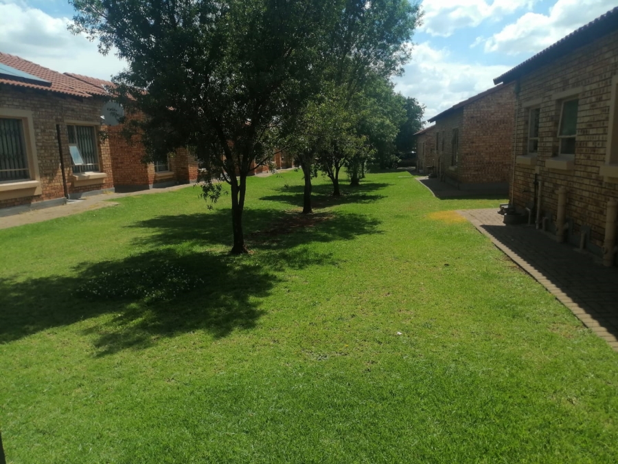 3 Bedroom Property for Sale in Dawn Park Gauteng