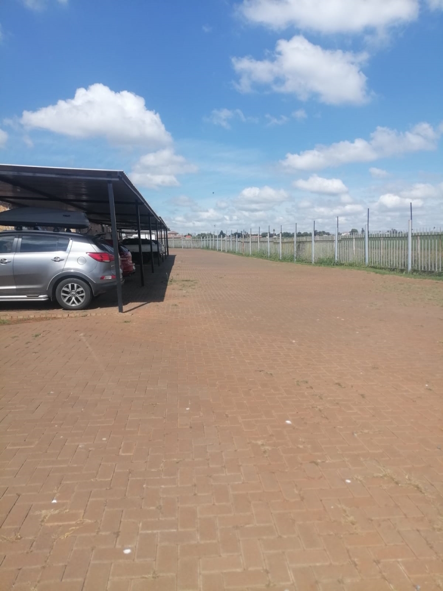 3 Bedroom Property for Sale in Dawn Park Gauteng