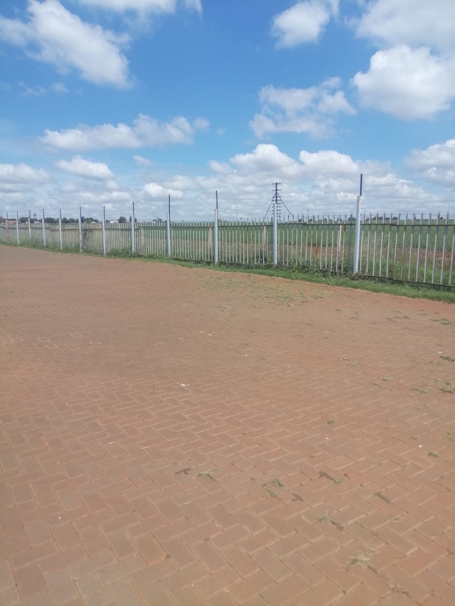 3 Bedroom Property for Sale in Dawn Park Gauteng