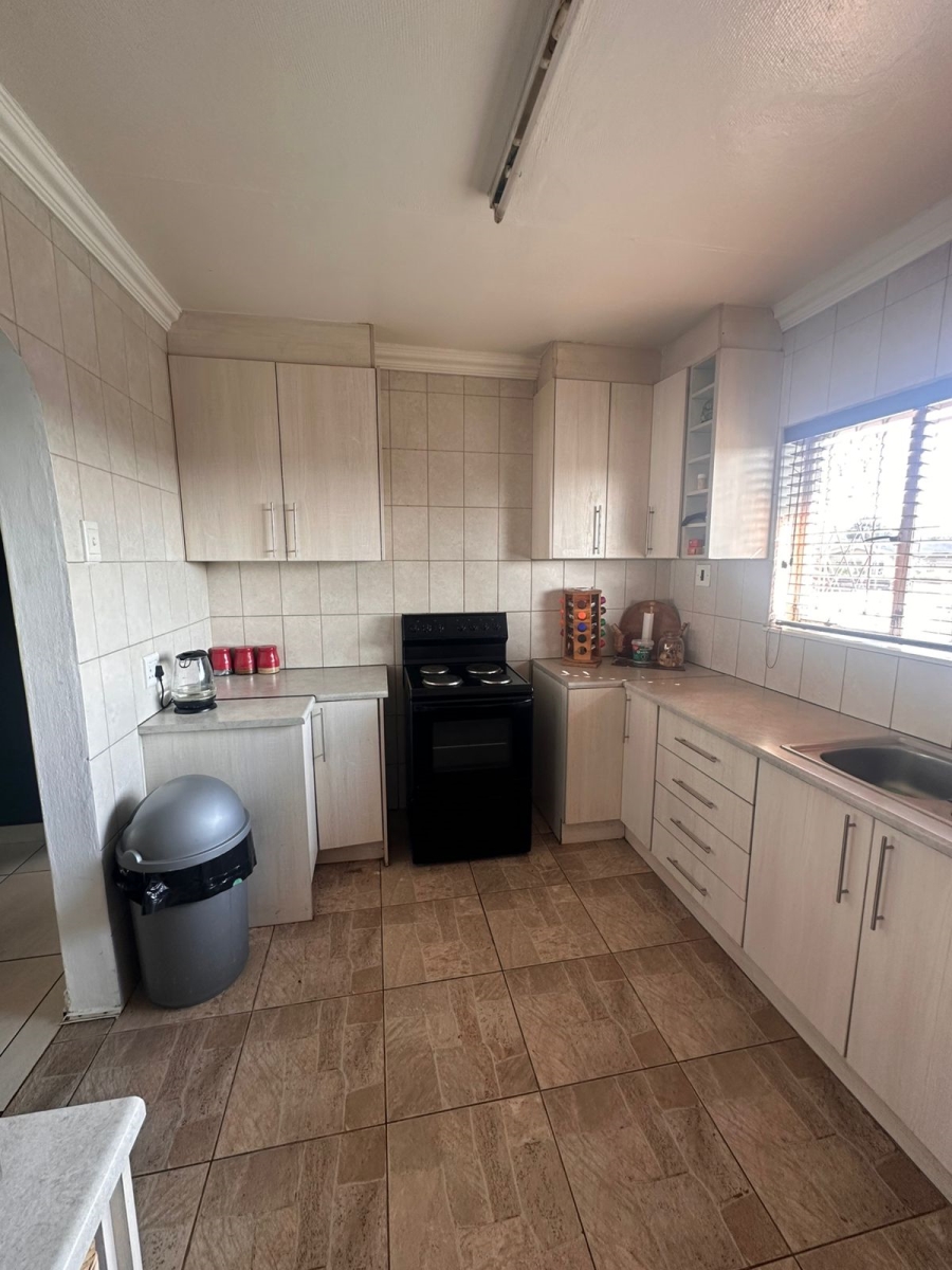 3 Bedroom Property for Sale in Klopperpark Gauteng