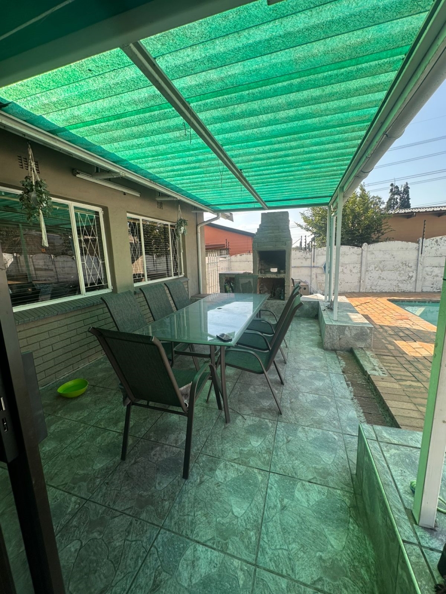 3 Bedroom Property for Sale in Klopperpark Gauteng