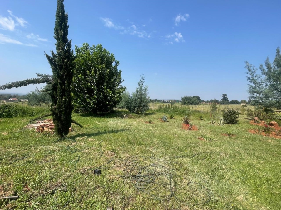 5 Bedroom Property for Sale in Homestead Apple Orchards Gauteng