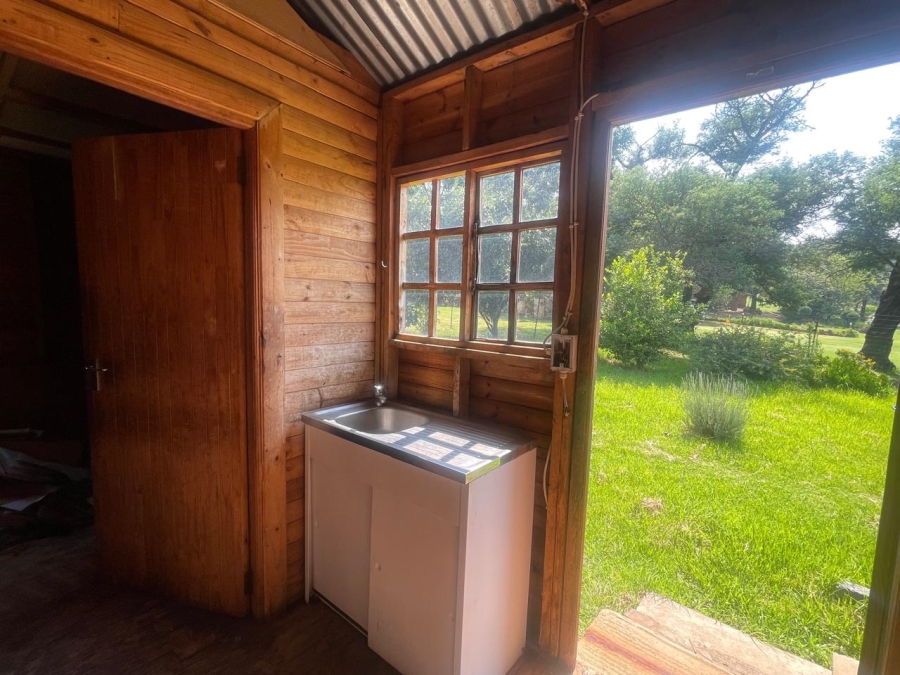 5 Bedroom Property for Sale in Homestead Apple Orchards Gauteng