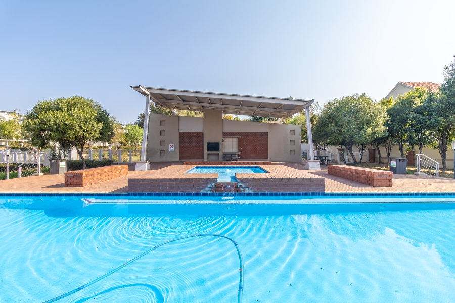 2 Bedroom Property for Sale in Paulshof Gauteng