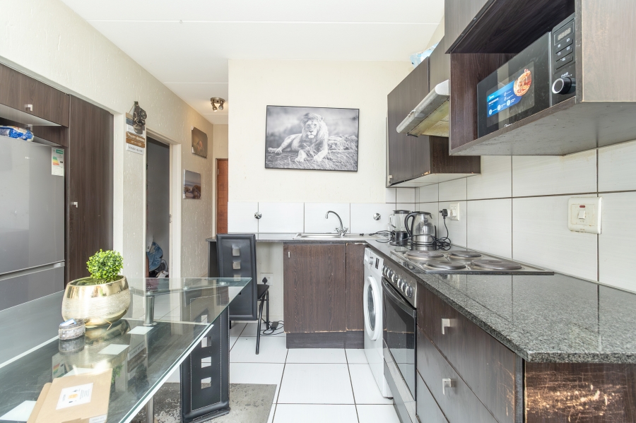 2 Bedroom Property for Sale in Paulshof Gauteng