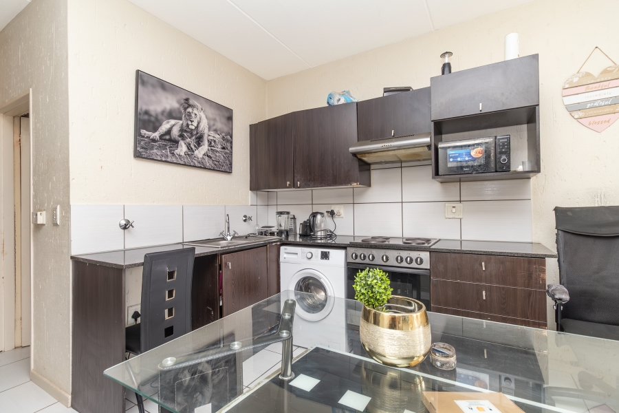 2 Bedroom Property for Sale in Paulshof Gauteng