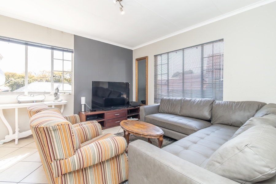 1 Bedroom Property for Sale in Paulshof Gauteng