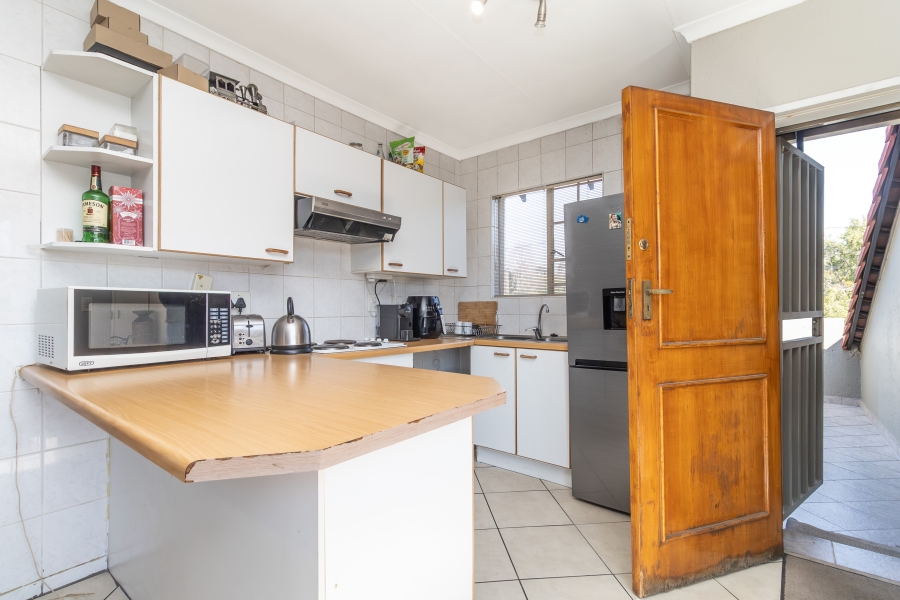 1 Bedroom Property for Sale in Paulshof Gauteng