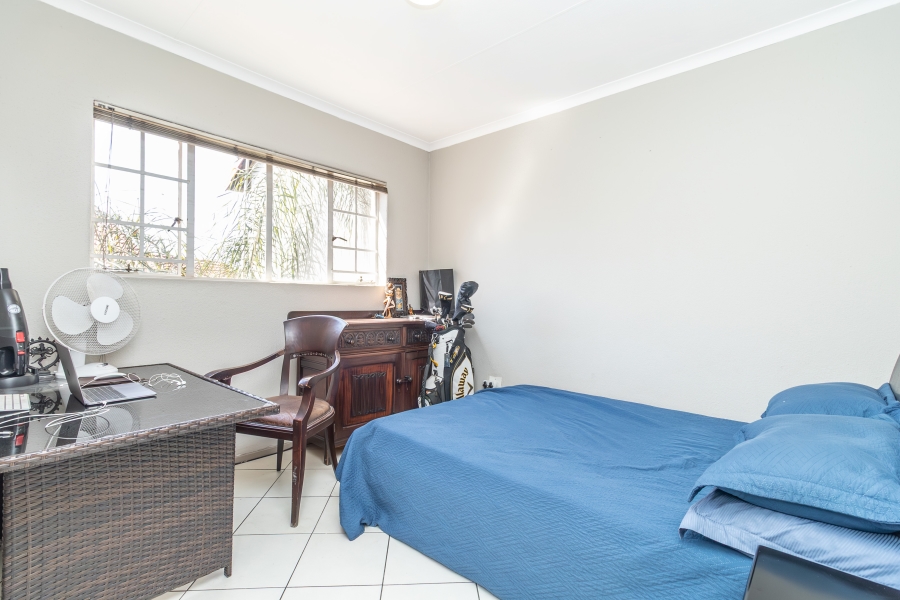 1 Bedroom Property for Sale in Paulshof Gauteng
