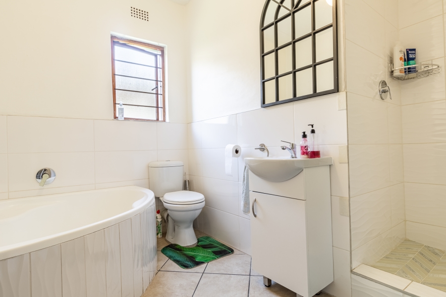 2 Bedroom Property for Sale in Paulshof Gauteng