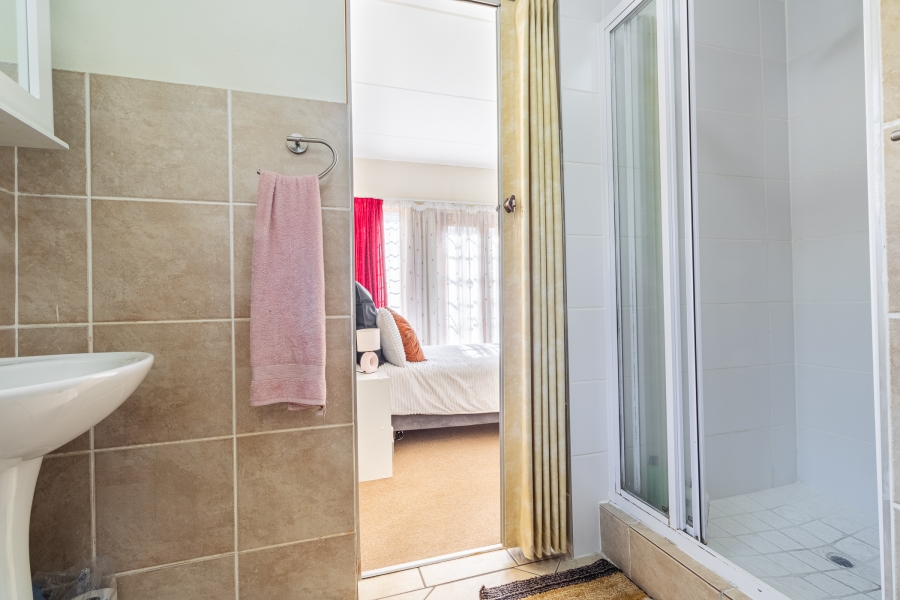 2 Bedroom Property for Sale in Paulshof Gauteng