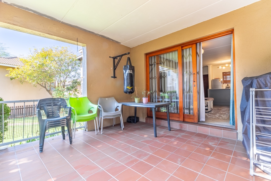 2 Bedroom Property for Sale in Paulshof Gauteng