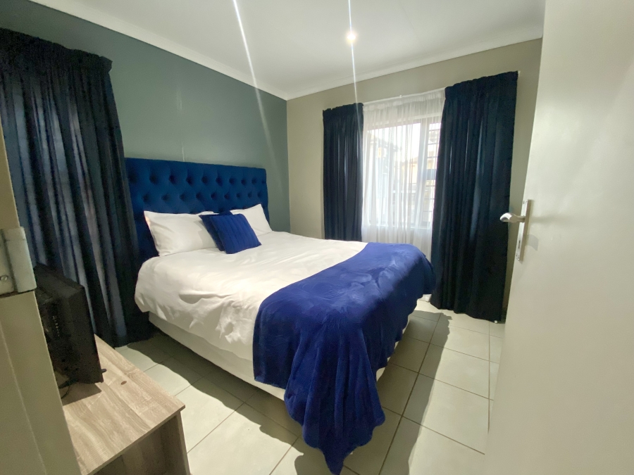 4 Bedroom Property for Sale in Lotus Gardens Gauteng