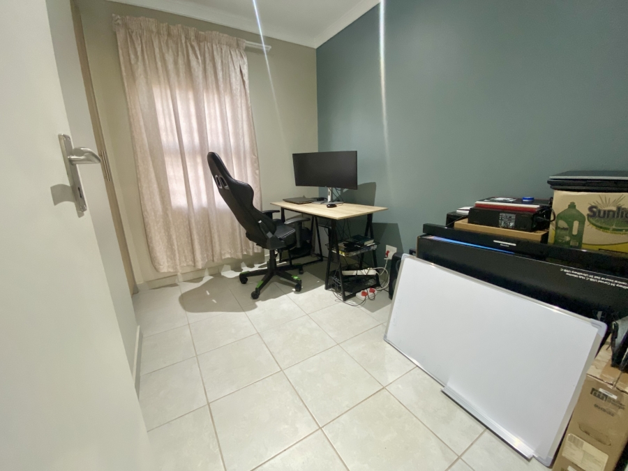 4 Bedroom Property for Sale in Lotus Gardens Gauteng