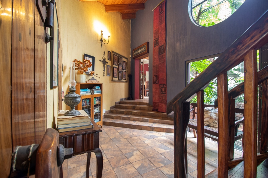 5 Bedroom Property for Sale in Golf View Gauteng