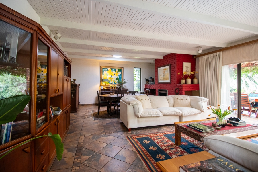 5 Bedroom Property for Sale in Golf View Gauteng