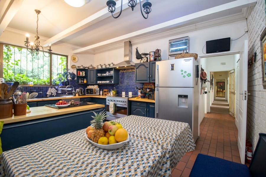 5 Bedroom Property for Sale in Golf View Gauteng