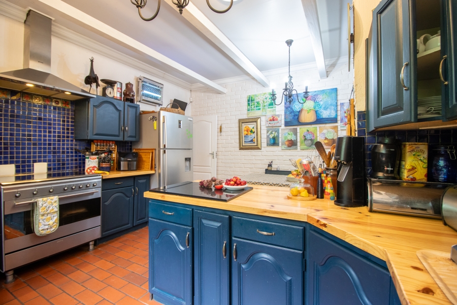 5 Bedroom Property for Sale in Golf View Gauteng