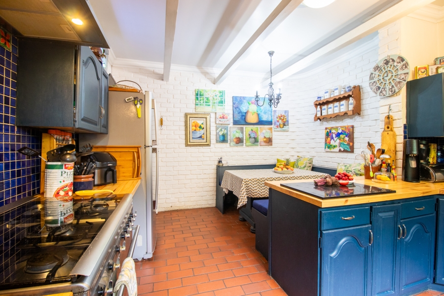 5 Bedroom Property for Sale in Golf View Gauteng