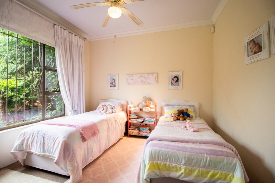 5 Bedroom Property for Sale in Golf View Gauteng