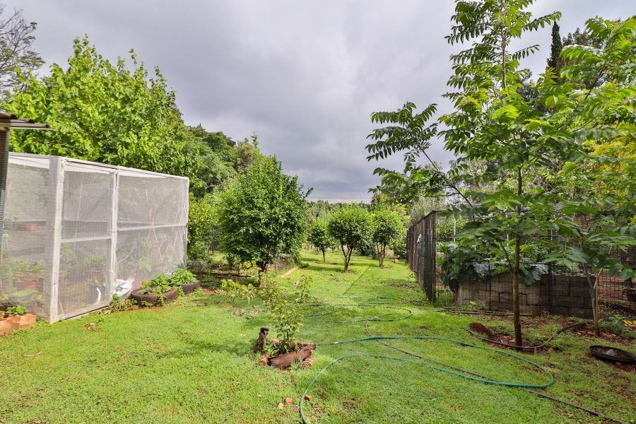 5 Bedroom Property for Sale in Golf View Gauteng