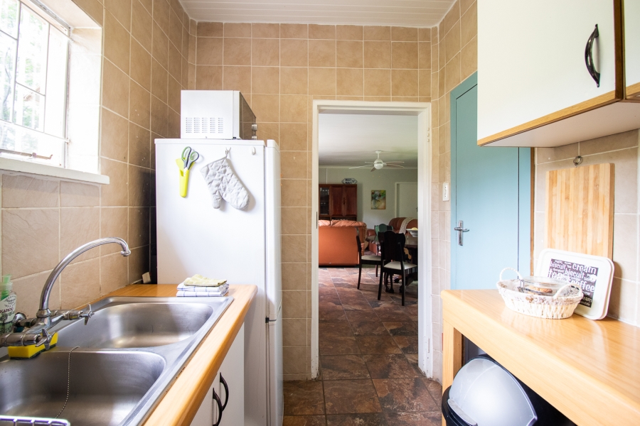 5 Bedroom Property for Sale in Golf View Gauteng