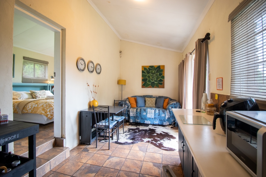 5 Bedroom Property for Sale in Golf View Gauteng