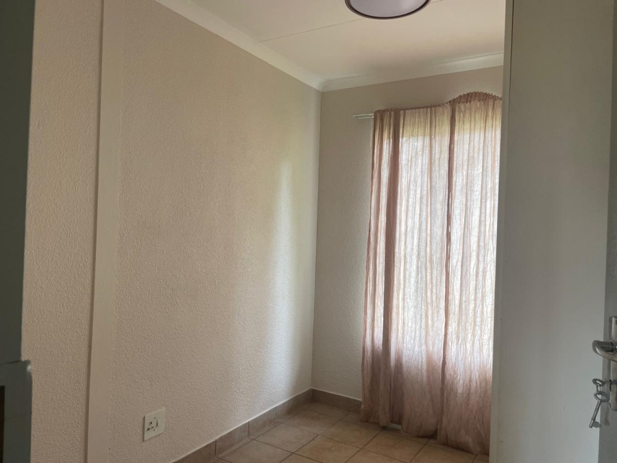 3 Bedroom Property for Sale in Country View Gauteng