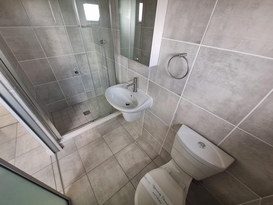 To Let 1 Bedroom Property for Rent in Mooikloof Gauteng