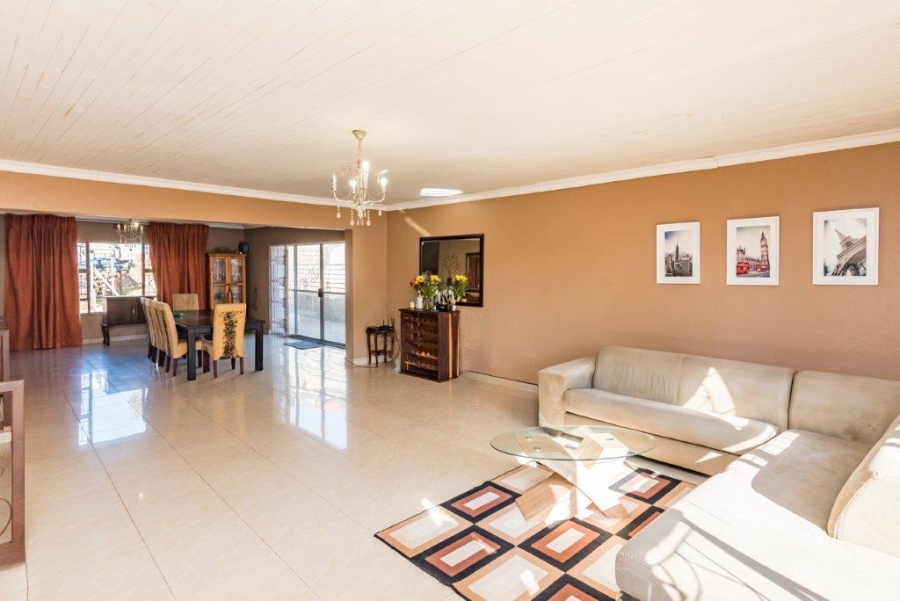 To Let 3 Bedroom Property for Rent in Rant En Dal Gauteng