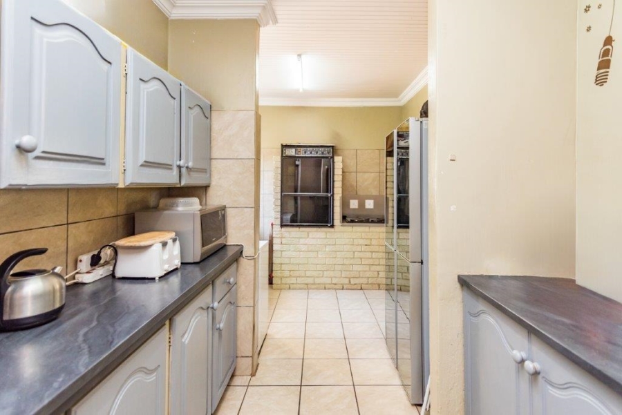 To Let 3 Bedroom Property for Rent in Rant En Dal Gauteng