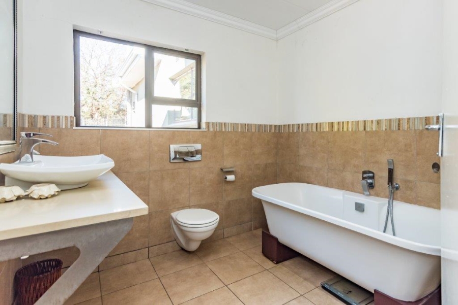 To Let 3 Bedroom Property for Rent in Rant En Dal Gauteng