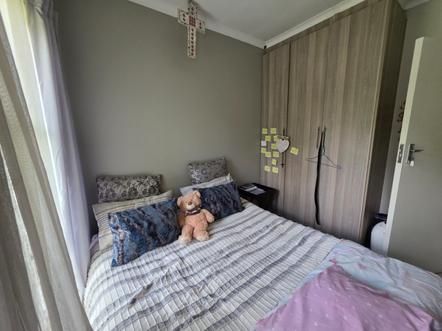 To Let 5 Bedroom Property for Rent in Bardene Gauteng