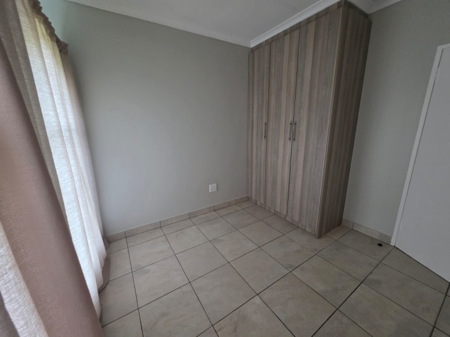 To Let 5 Bedroom Property for Rent in Bardene Gauteng