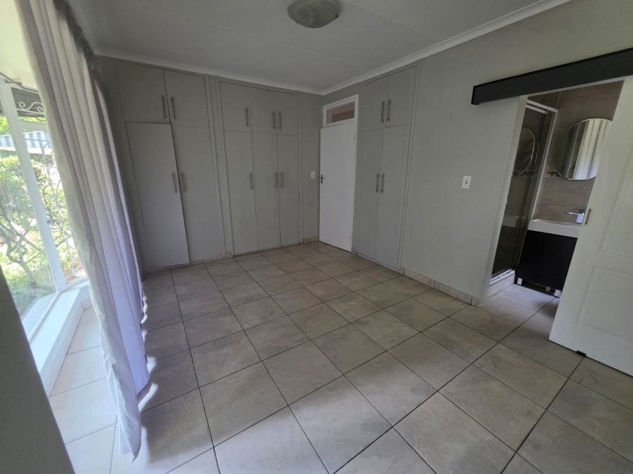 To Let 5 Bedroom Property for Rent in Bardene Gauteng